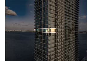 3131 Ne 7th Ave 3306, Miami