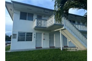 11 Ne 204 St 1, Miami Gardens