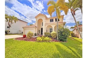 4467 Fox Glove Ln, Weston