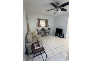 5501 Sw 89th Ave 2, Miami