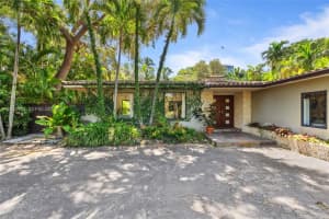 560 Sabal Palm Road, Miami 560 Sabal Palm Road, Miami