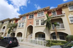 10885 Nw 89th Ter 221, Doral