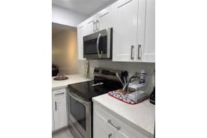 1102 Bahama Bnd D2, Coconut Creek