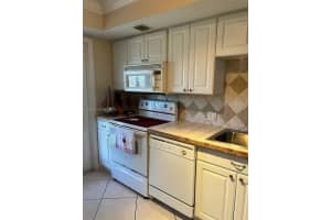 3200 N Palm Aire Dr 407, Pompano Beach