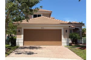 1816 Aspen Ln, Weston