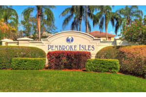 781 Nw 170th Ter, Pembroke Pines