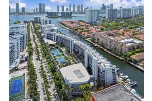 2950 Ne 188th St 435, Aventura