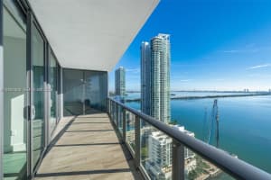 460 Ne 28th St 2707, Miami