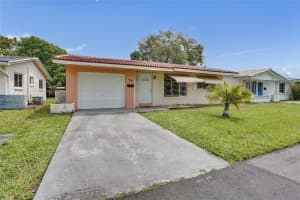 5712 Nw 66th Ave, Tamarac
