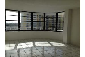 5555 Collins Ave 8s, Miami Beach