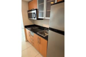 1750 N Bayshore Dr 3007, Miami