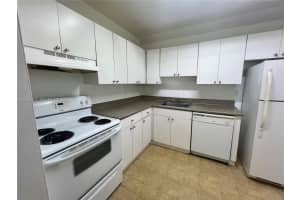 5102 Nw 79th Ave 307, Doral