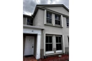 9189 Fontainebleau Blvd 510, Miami