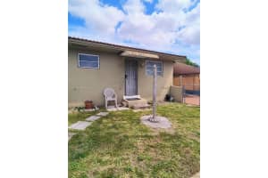 525 Sw 56th Ave 525, Miami