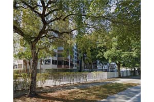 4222 Inverrary Blvd 4813, Lauderhill