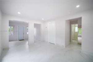 2456 Jackson St 1, Hollywood