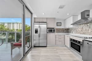 1133 102nd St 407, Bay Harbor Islands