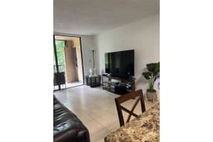 14421 N Kendall Dr 307m, Miami
