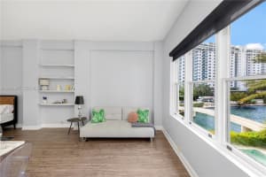 2421 Lake Pancoast Dr 3d, Miami Beach
