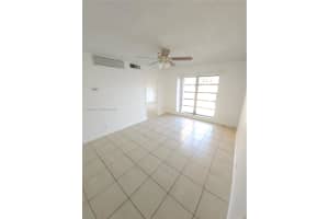 4505 Treehouse Ln 8-h, Tamarac