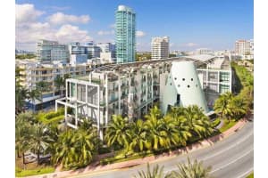 6000 Collins Ave 313, Miami Beach