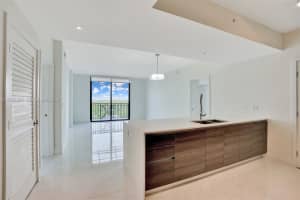 301 Altara Ave 821, Coral Gables