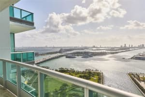 900 Biscayne Blvd 4201, Miami