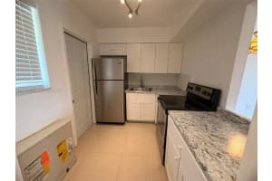 20200 Ne 27th Ct 35, Aventura