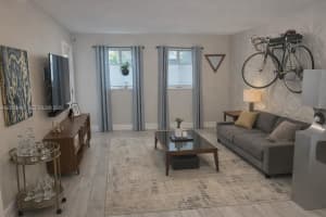 201 Nw 7th St 103, Miami