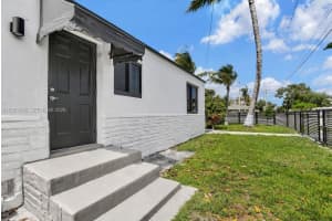 1102 Nw 103rd St 1, Miami 1102 Nw 103rd St 1, Miami