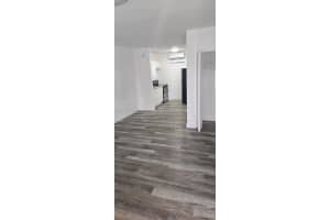 1910 Nw 29th St 7, Miami