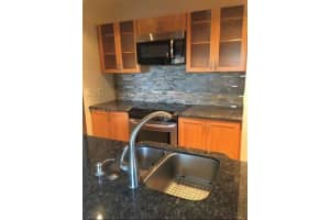 1407 Ne 56th St 301, Fort Lauderdale
