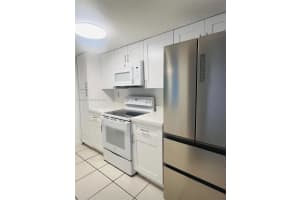 7075 Nw 186th St C205, Hialeah