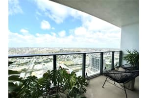 1600 Ne 1st Ave 3412, Miami