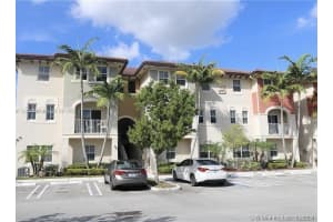 8900 Nw 97th Ave 104, Doral