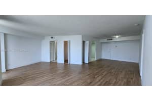 3300 Ne 192nd St 1503, Aventura