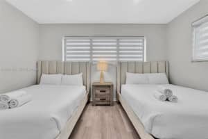 10000 E Bay Harbor Dr 17, Bay Harbor Islands