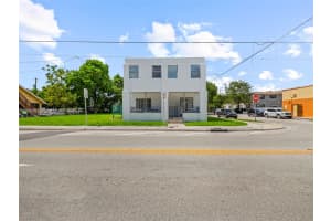 500 Sw 8th Ave, Miami