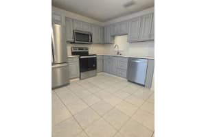 8958 W Sample Rd 8958, Coral Springs
