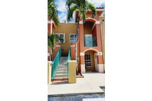 6960 Nw 174th Ter 706, Hialeah