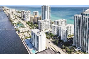 3000 S Ocean Dr 414, Hollywood
