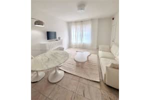 801 8th St 104, Miami Beach