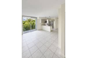 777 Ne 62nd St C402, Miami