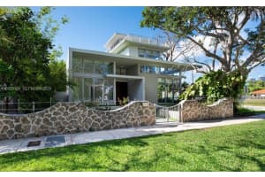 2100 S Miami Ave, Miami