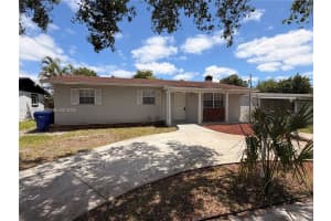 3011 N 74th Ave, Hollywood