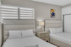10006 E Bay Harbor Dr 15, Bay Harbor Islands