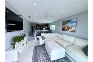 1428 Euclid Ave 207, Miami Beach