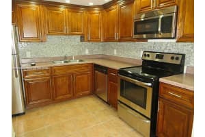 2025 Ne 164th St 312, North Miami Beach