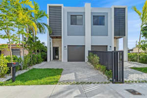 2787 Sw 34th Ave, Miami 2787 Sw 34th Ave, Miami