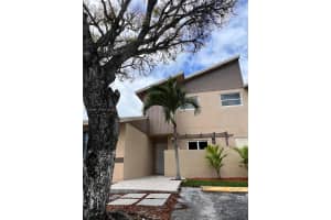 3632 Sw 112th Ave 6-3, Miami 3632 Sw 112th Ave 6-3, Miami
